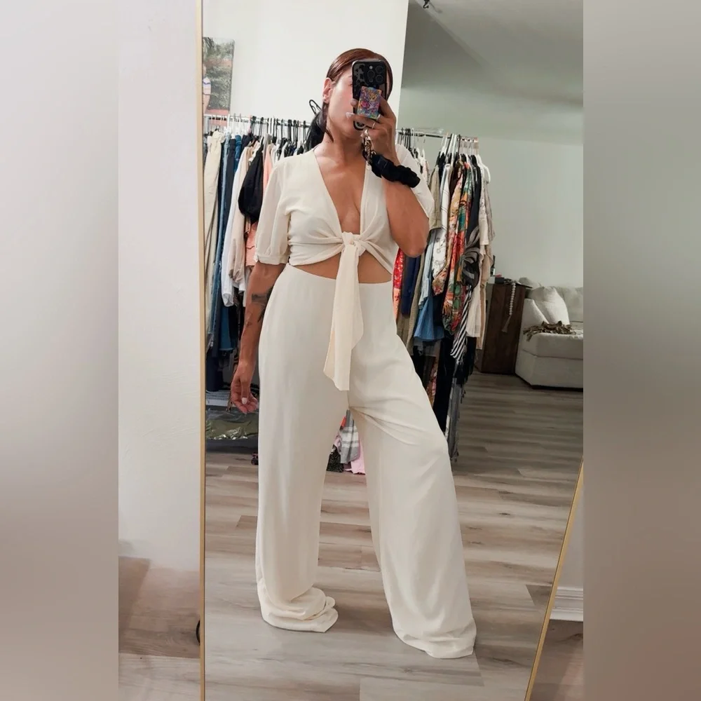 NASTY GAL FRONT TIE ELEVATED JUMPSUIT - Picture 4 of 6